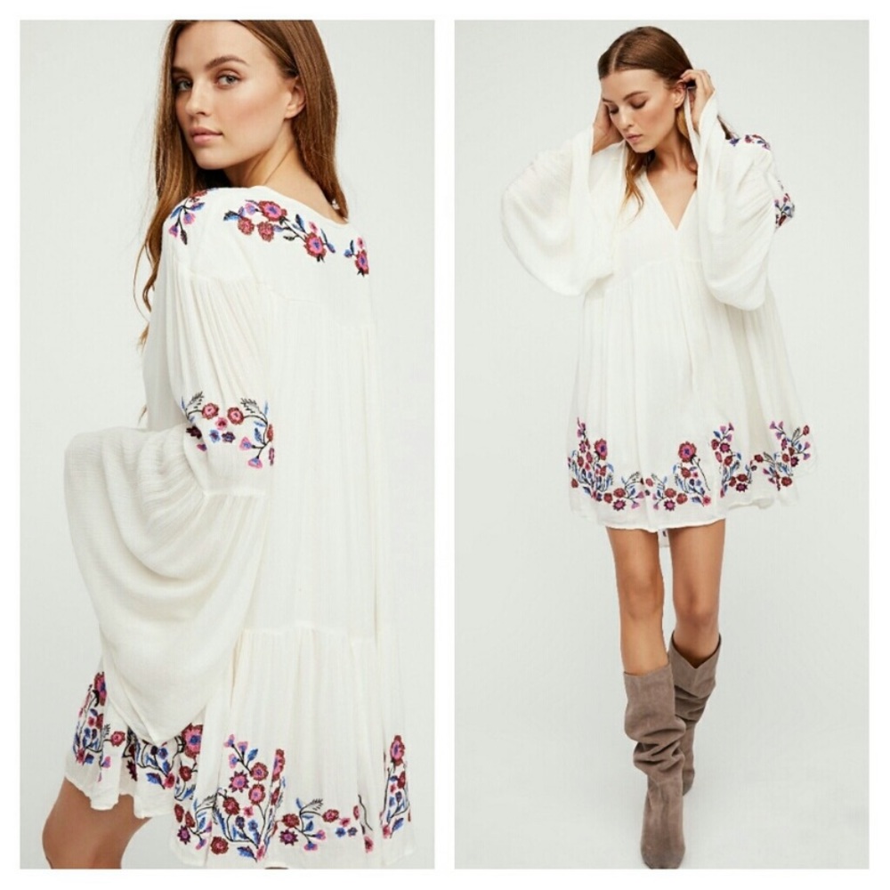 Free People Te Amo Embroidered Floral White Mini Dress Tunic Size XS